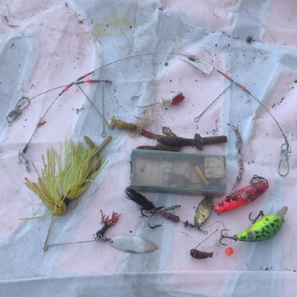 Vibrant Green and Yellow 🐠 Lure Set - Picture 1 of 4